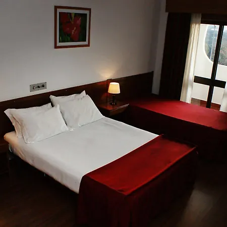 Cristo Rei - Hotel 2*