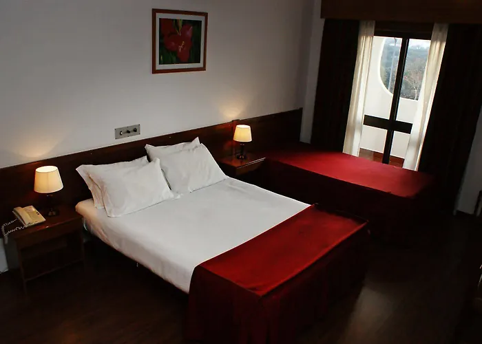 Cristo Rei - Hotel 2*